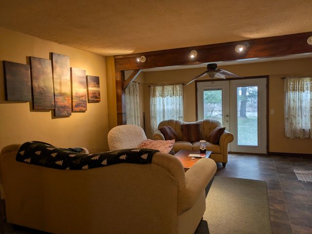 3900 E 1425 N, Wheatfield, IN 46392