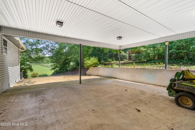 105 Liberty Road, Murphy, NC 28906