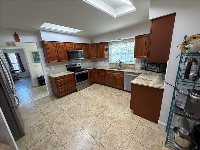 17512 BRANDYWINE DRIVE, Lutz, FL 33549