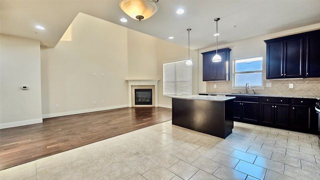 2656 Nottingham Drive, Lewisville, TX 75067