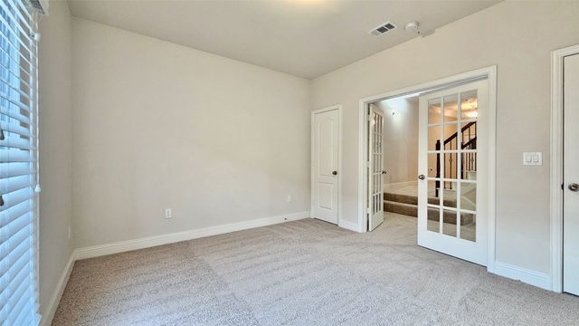 2656 Nottingham Drive, Lewisville, TX 75067