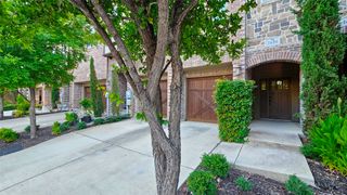 2656 Nottingham Drive, Lewisville, TX 75067