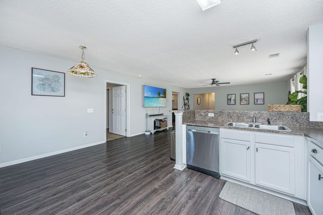 220 Wildberry Lane, Goose Creek, SC 29445