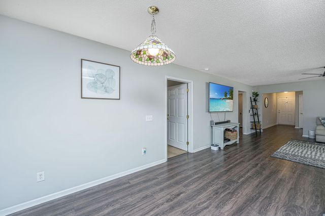 220 Wildberry Lane, Goose Creek, SC 29445