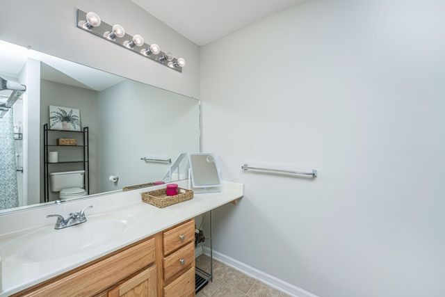 220 Wildberry Lane, Goose Creek, SC 29445