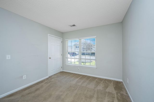 220 Wildberry Lane, Goose Creek, SC 29445