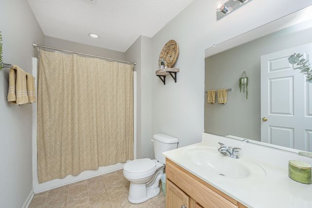 220 Wildberry Lane, Goose Creek, SC 29445