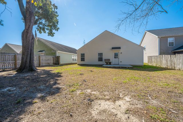 220 Wildberry Lane, Goose Creek, SC 29445