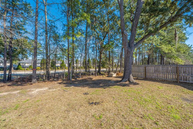 220 Wildberry Lane, Goose Creek, SC 29445