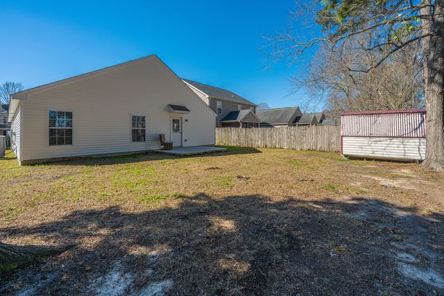 220 Wildberry Lane, Goose Creek, SC 29445