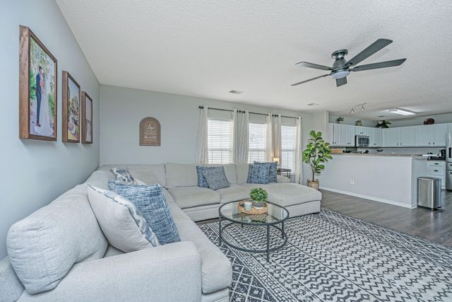 220 Wildberry Lane, Goose Creek, SC 29445