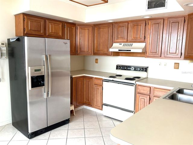6322 PALMA DEL MAR BOULEVARD S G402, St Petersburg, FL 33715