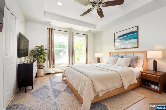 9 Landmark Lane 1003, Fair Lawn, NJ 07410