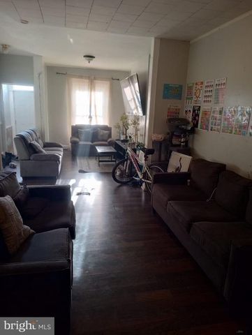 811 N MILTON AVE, Baltimore, MD 21205