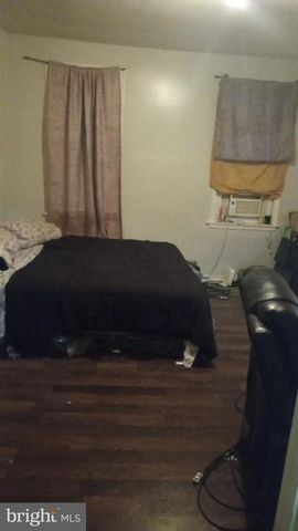 811 N MILTON AVE, Baltimore, MD 21205