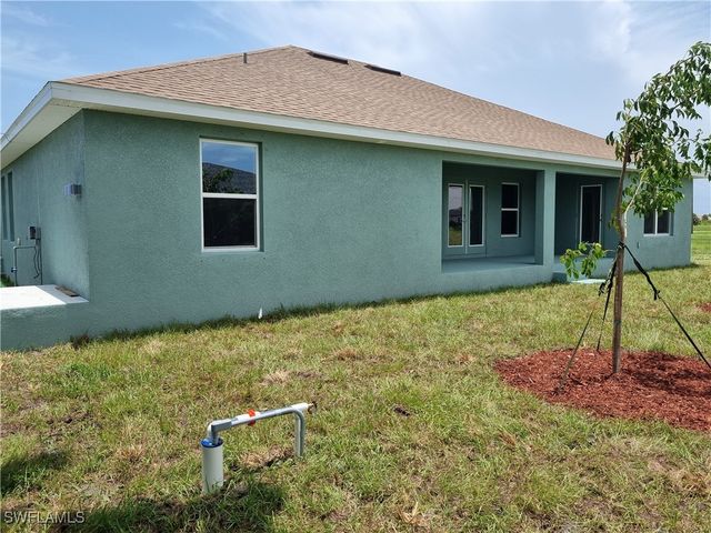 4013 NW 37th AVE, Cape Coral, FL 33993