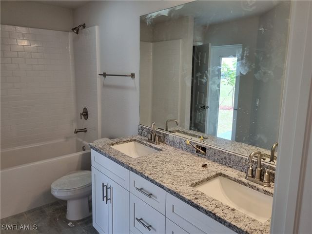 4013 NW 37th AVE, Cape Coral, FL 33993