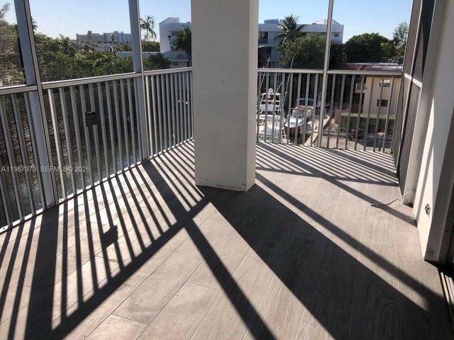 3660 NE 166th St 415, North Miami Beach, FL 33160