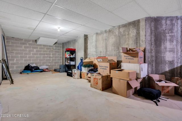 380 Deuce Drive, Wall, NJ 07719