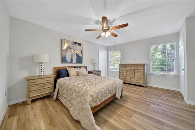 4072 Highway 105, Navasota, TX 77868