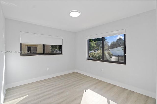 811 NW 115th St, Miami, FL 33168