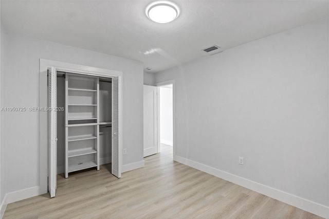 811 NW 115th St, Miami, FL 33168