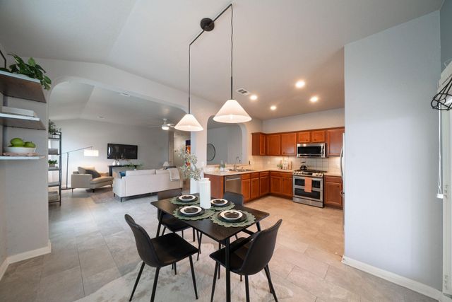 414 Brazoria TRL, San Marcos, TX 78666