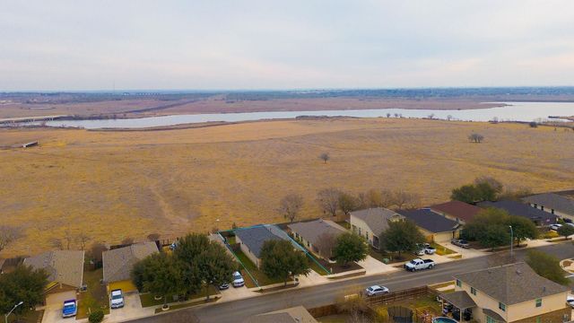 414 Brazoria TRL, San Marcos, TX 78666