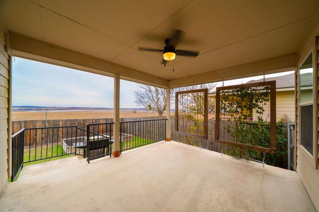 414 Brazoria TRL, San Marcos, TX 78666