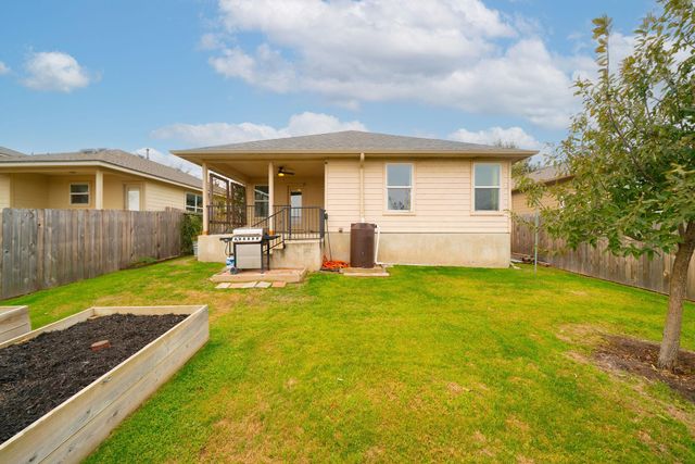 414 Brazoria TRL, San Marcos, TX 78666