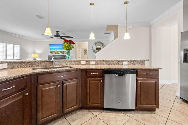 301 SPARROW HAWK DRIVE, Groveland, FL 34736