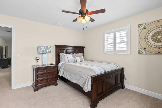 301 SPARROW HAWK DRIVE, Groveland, FL 34736