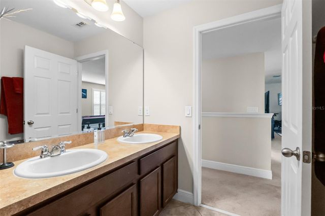 301 SPARROW HAWK DRIVE, Groveland, FL 34736