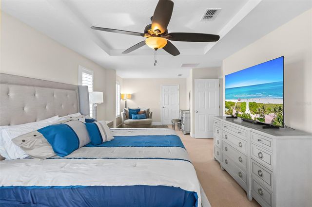 301 SPARROW HAWK DRIVE, Groveland, FL 34736