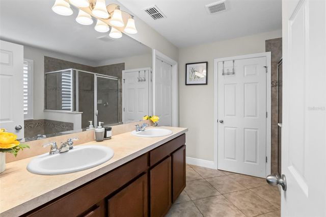 301 SPARROW HAWK DRIVE, Groveland, FL 34736