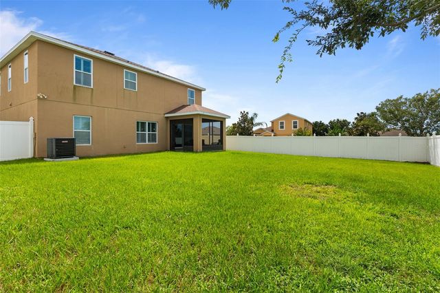 301 SPARROW HAWK DRIVE, Groveland, FL 34736