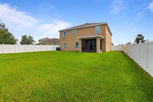 301 SPARROW HAWK DRIVE, Groveland, FL 34736
