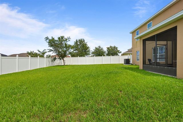 301 SPARROW HAWK DRIVE, Groveland, FL 34736