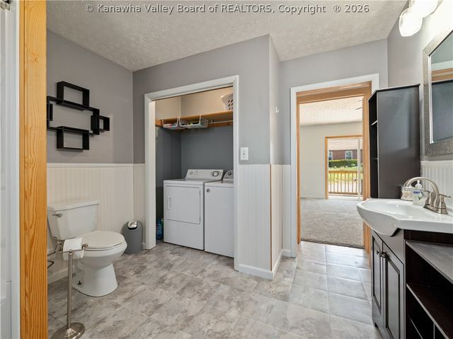 111 Bryn Mawr Way, Culloden, WV 25510