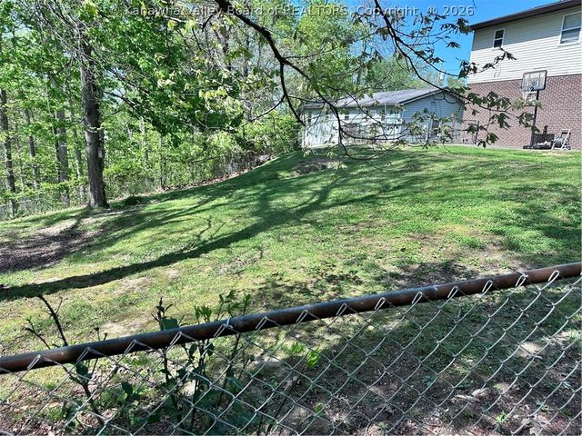 111 Bryn Mawr Way, Culloden, WV 25510