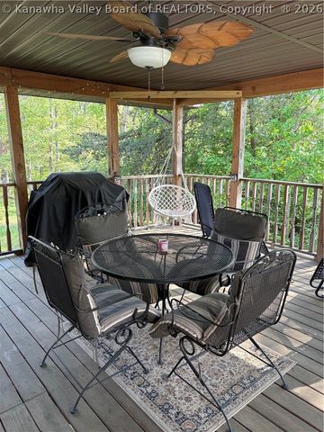 111 Bryn Mawr Way, Culloden, WV 25510