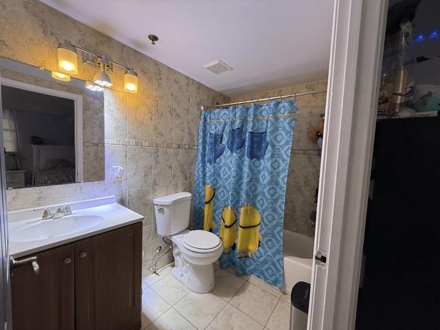 16450 NW 2nd Avenue 116, Miami, FL 33169