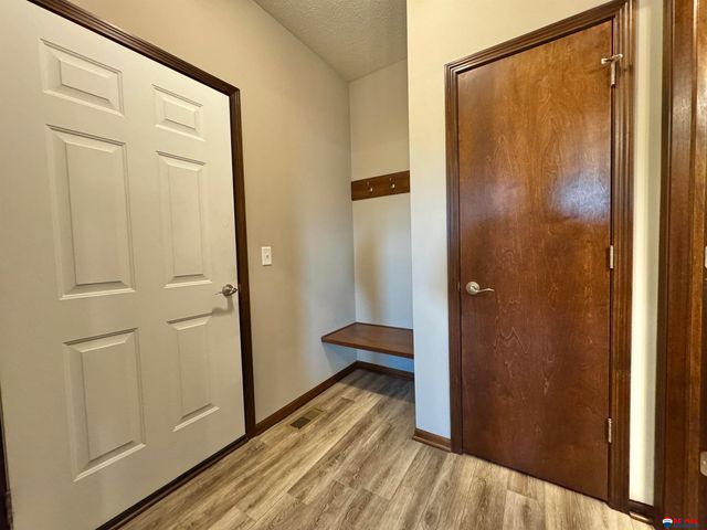 6154 S 87 Street, Lincoln, NE 68526