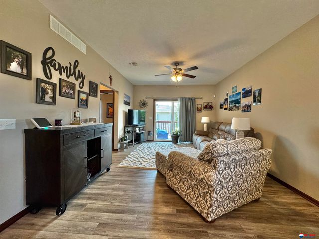 6154 S 87 Street, Lincoln, NE 68526