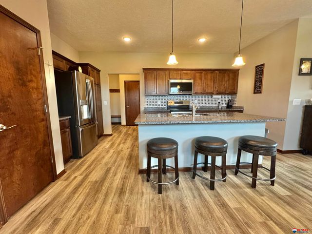 6154 S 87 Street, Lincoln, NE 68526