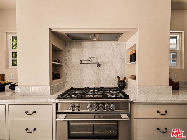 13108 Huston Street, Los Angeles, CA 91423
