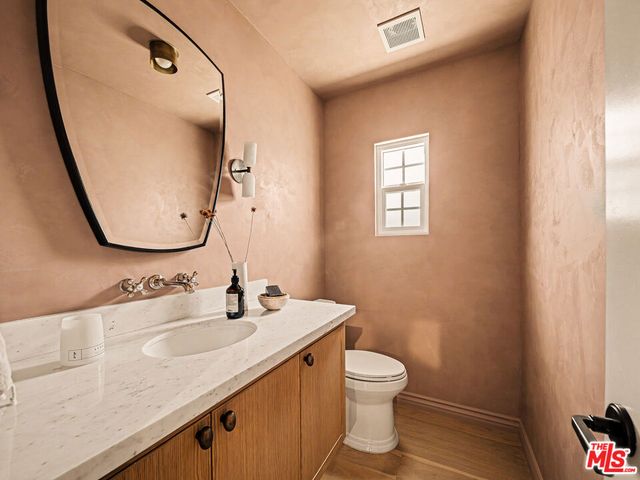 13108 Huston Street, Los Angeles, CA 91423
