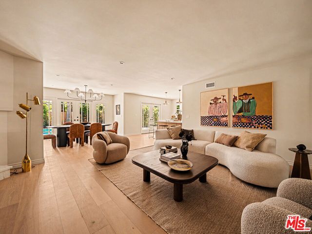 13108 Huston Street, Los Angeles, CA 91423