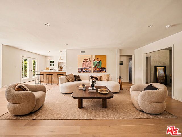 13108 Huston Street, Los Angeles, CA 91423
