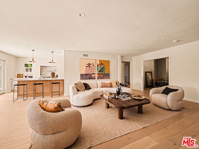 13108 Huston Street, Los Angeles, CA 91423